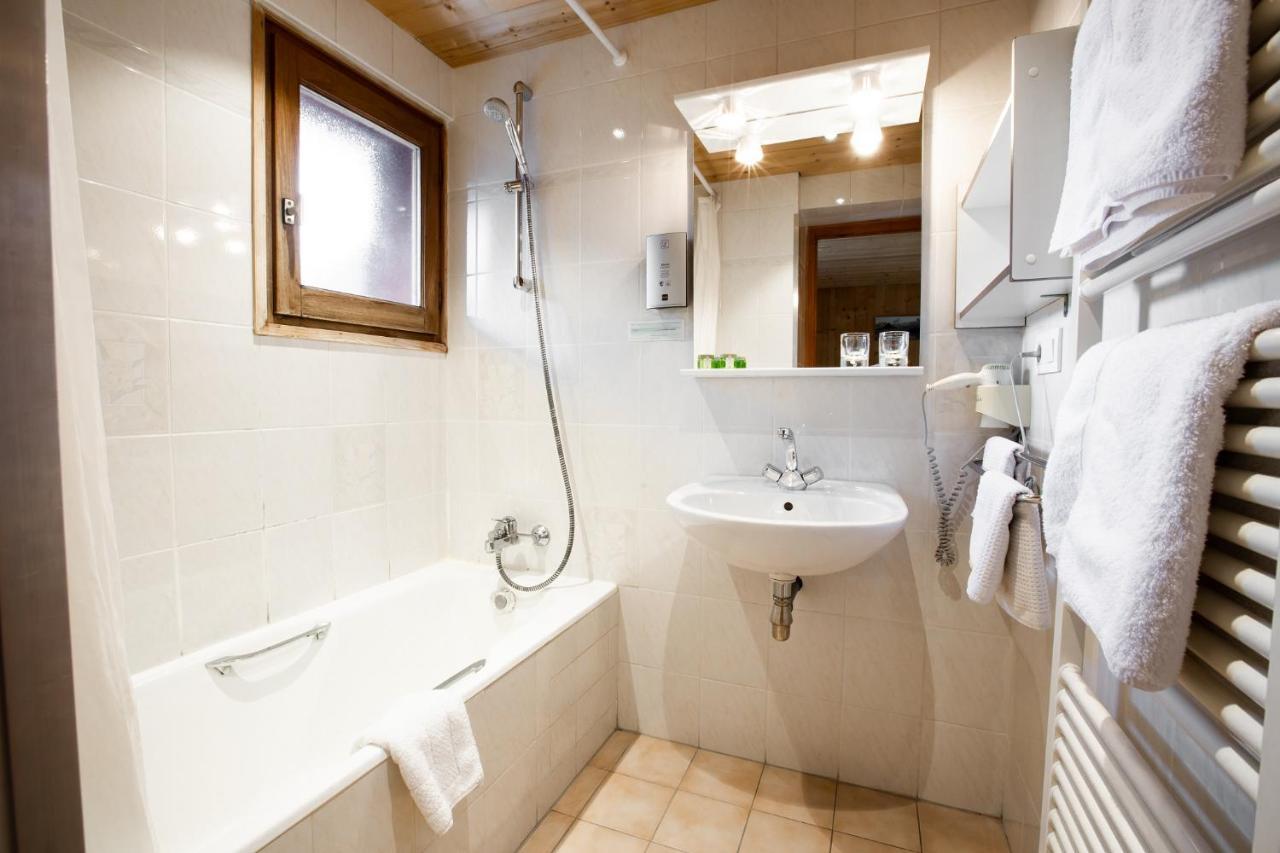 Hotel Les Bruyeres Морзін Екстер'єр фото